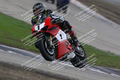 media/Nov-29-2025-TrackDaz (Sat) [[10ae2d9bce]]/C Group/Session 3 (Outside Grapevine)/